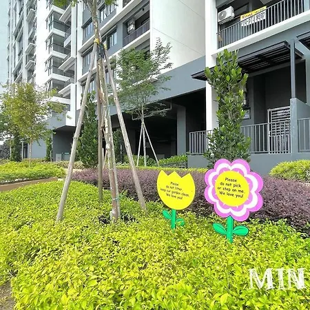Netizen Couple Suite Balcony Mrt #21 Cheras Luaran gambar